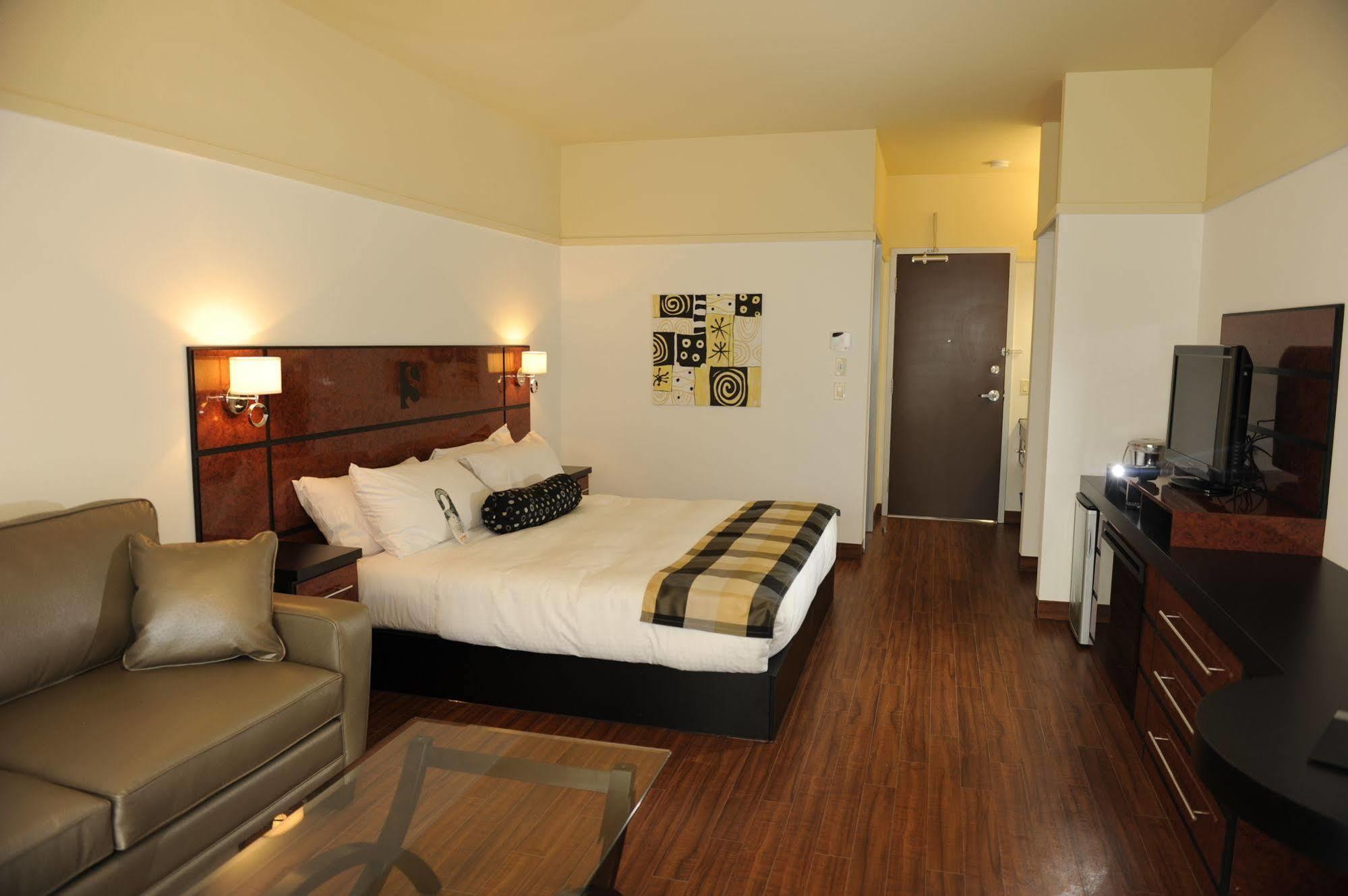 Samuels Boutique Hotel Годерич Экстерьер фото